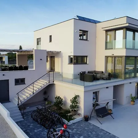 Holiday home Orijana