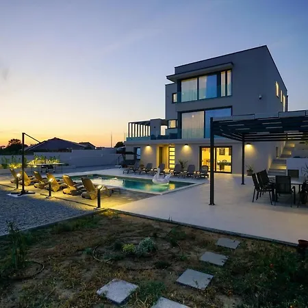 度假居 Orijana Knezevic