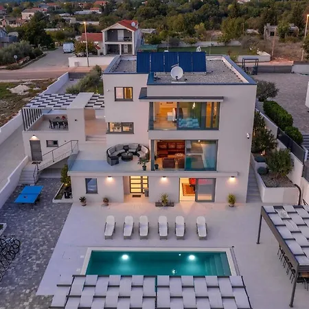 Orijana بيت للعطل Knezevic